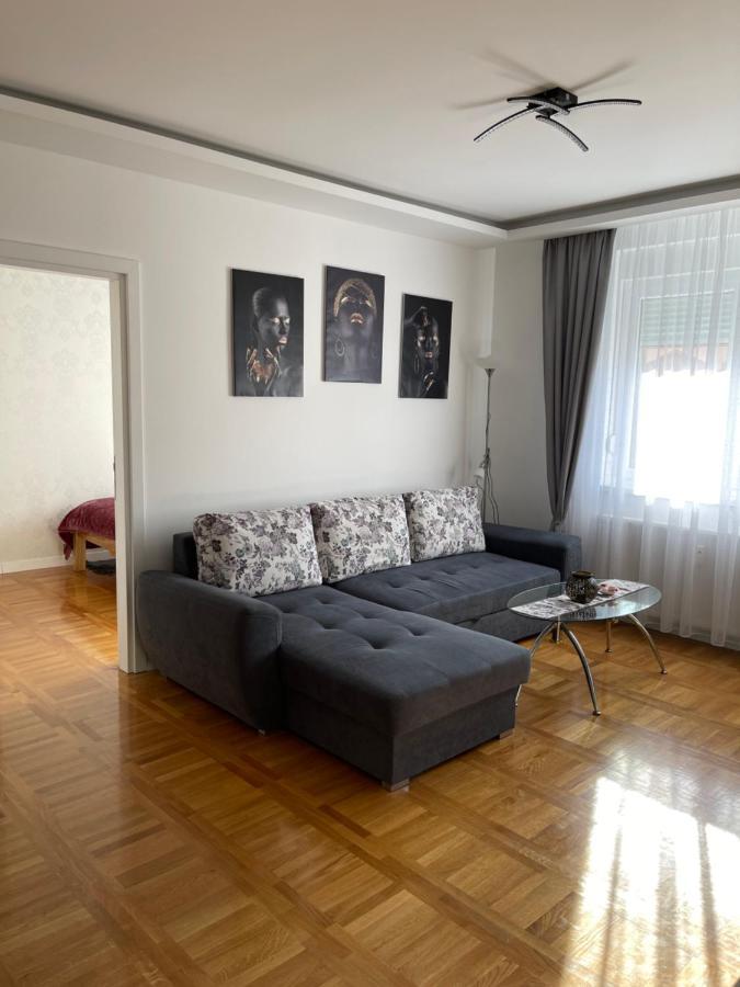 Apartman Mdb 苏博蒂察 外观 照片